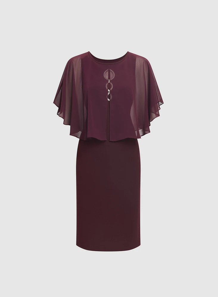 Robe ajustée à effet cape