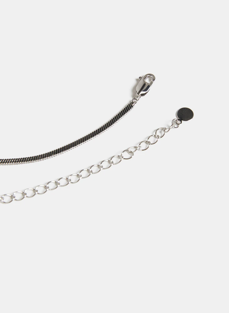 Collier à pendentif en cristaux