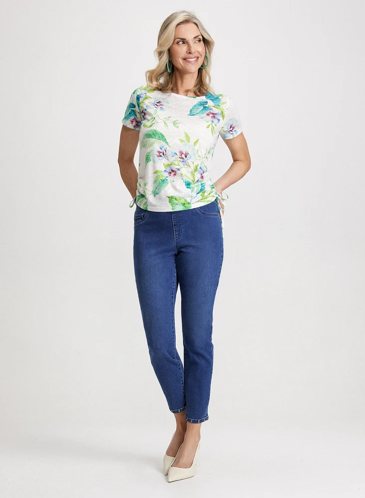 Lace Back Floral T-Shirt & Pull-On Slim Leg Jeans