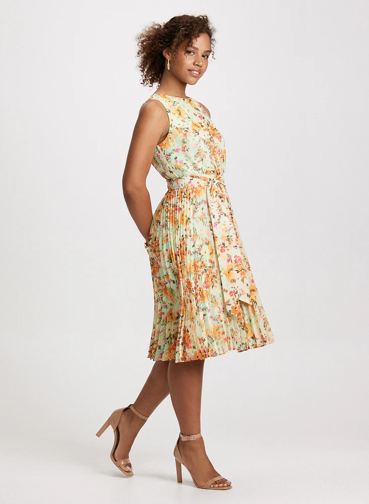 Floral Print Plisse Dress