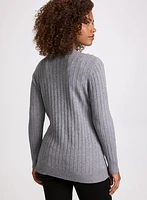 Cardigan à mailles torsadées et perles