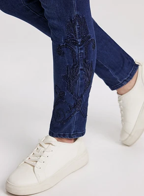 Embroidered Hem Slim Leg Jeans