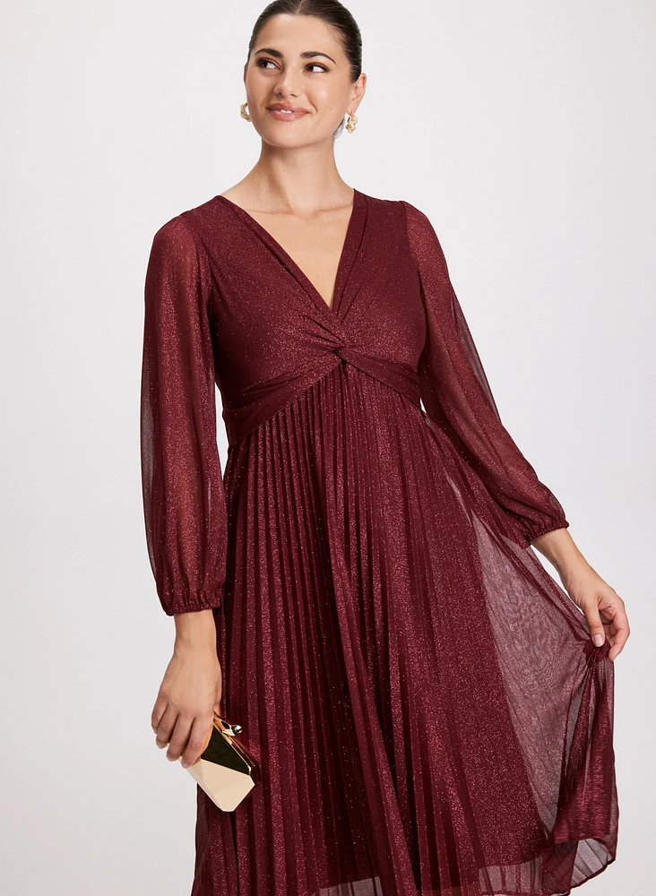 Robe à jupe plissée en chiffon