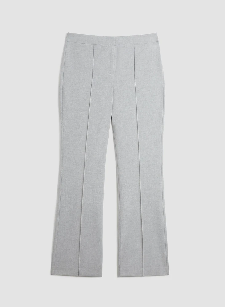 Pantalon coupe cité à jambe semi-évasée