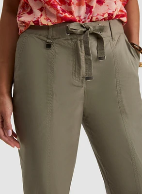 Zipper Detail Capris