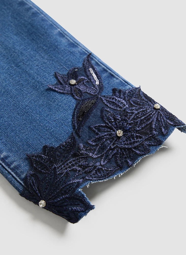 Embroidered Hem Straight Leg Jeans