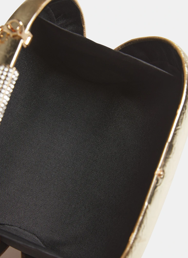 Pochette métallique à effet froissé