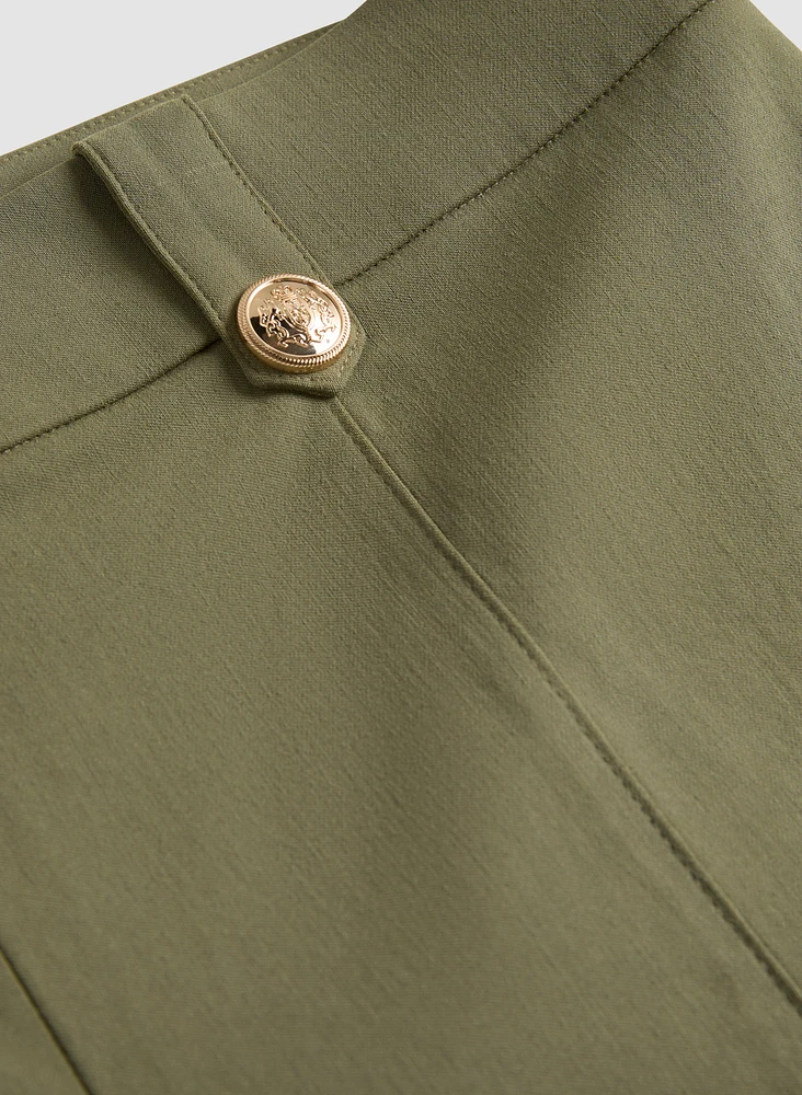 Side Slit Pull-On Capris