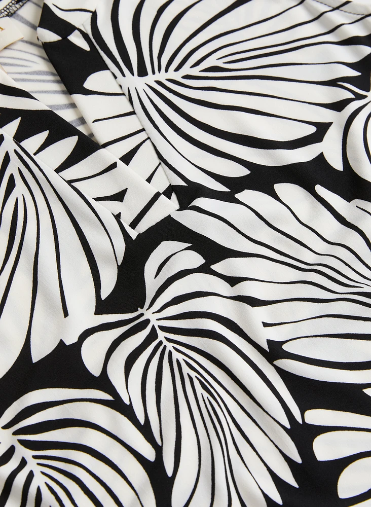 Sleeveless Leaf Pattern Dress