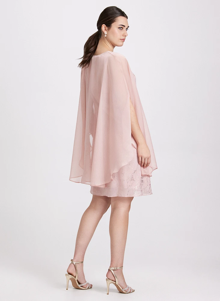 Robe et cape en chiffon