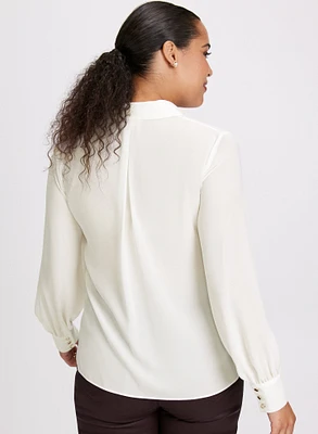 Blouse en crêpe à volants