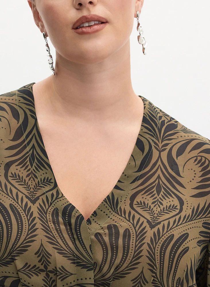 Melanie Lyne - Leaf Print Button-Up Blouse