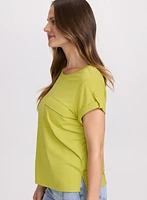 T-shirt à manches repliées