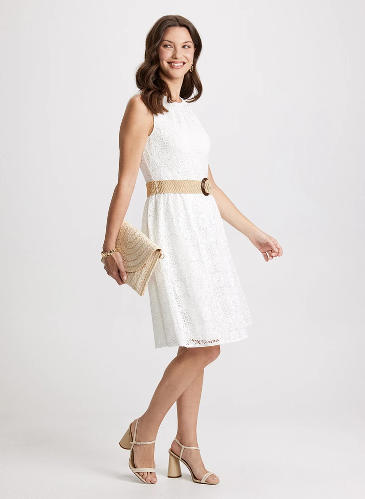 Robe crochetée à ceinture