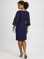 Robe avec détails dentelle et paillettes