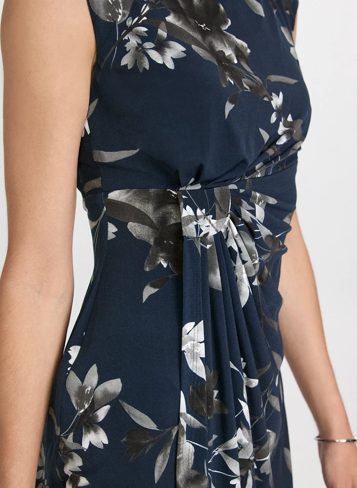Robe florale drapée