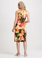 Robe fleurie à détail noué