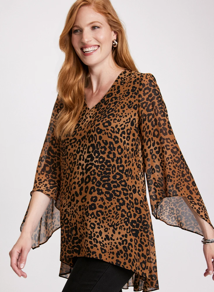 Leopard Print V-Neck Blouse