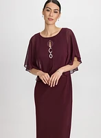 Robe ajustée à effet cape