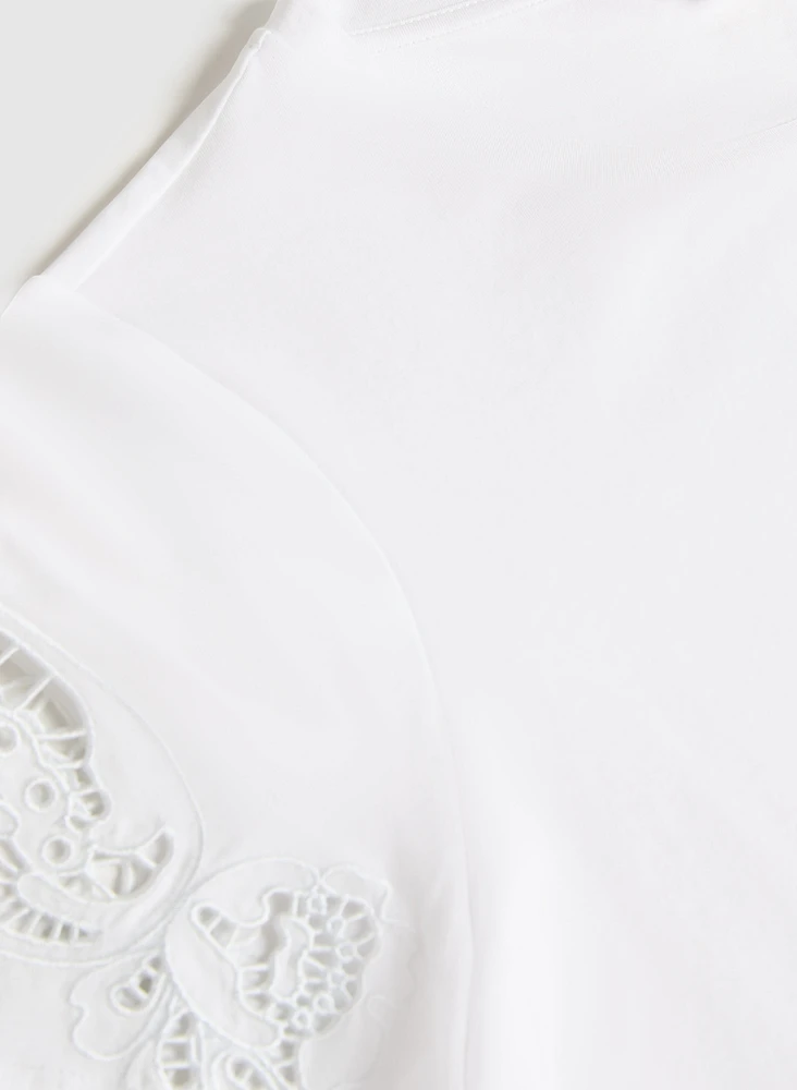 T-shirt brodé en coton extensible