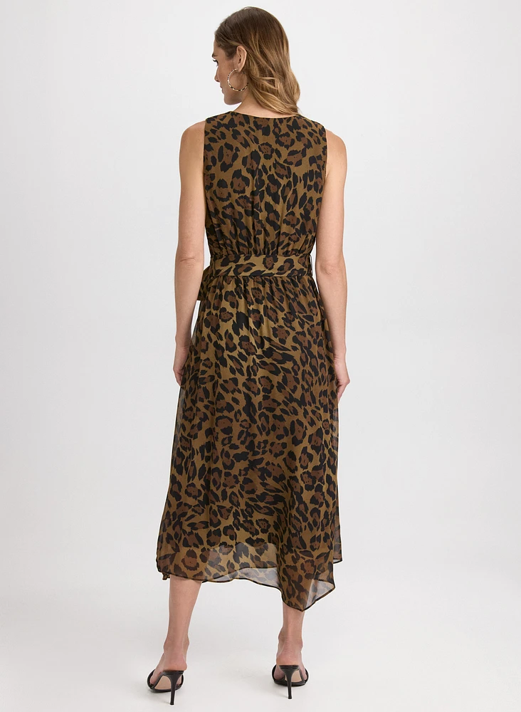 Robe cache-coeur à motif léopard