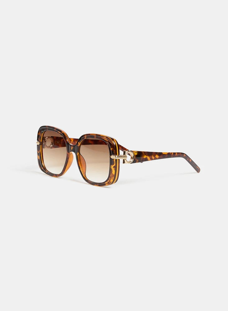 Rounded Tortoiseshell Sunglasses