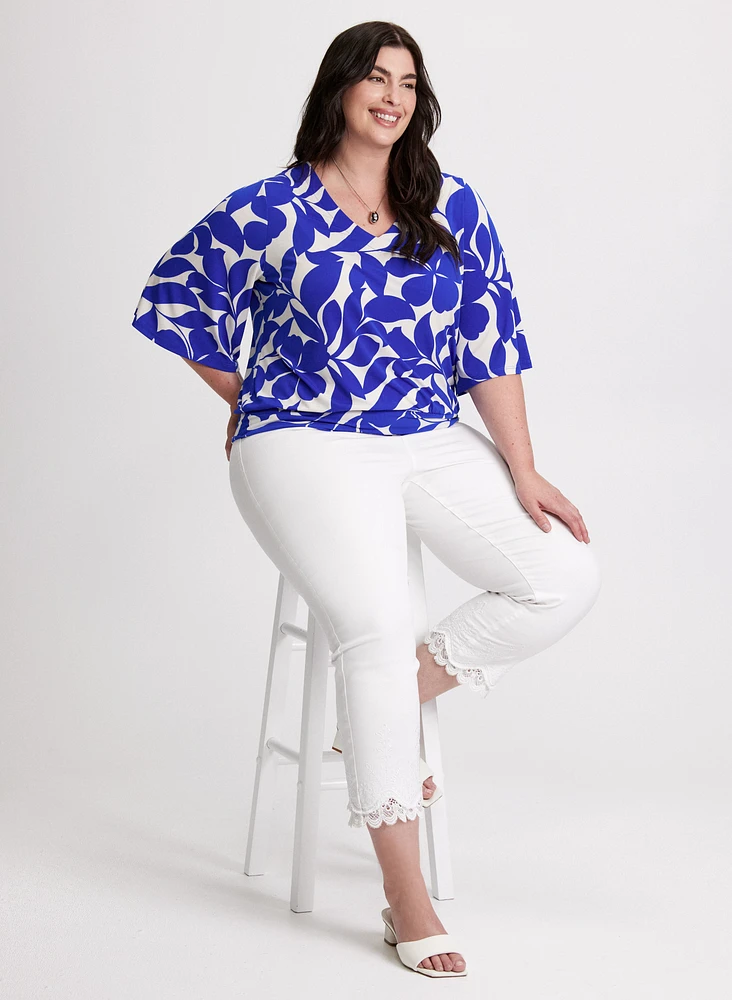 Leaf Print Top & Lace Hem Capris