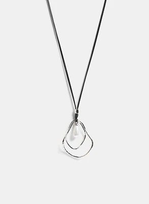 Collier à pendentif goutte d'eau et perle