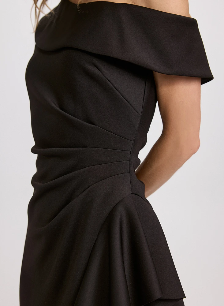 Robe asymétrique à volants