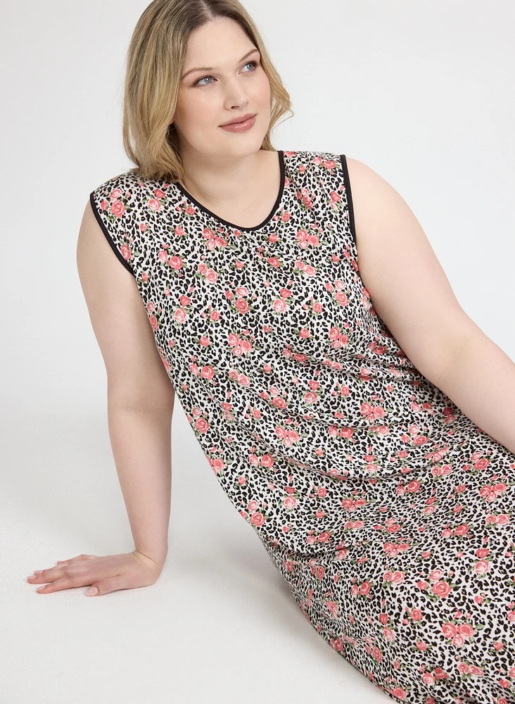Robe de nuit à motif animal et floral