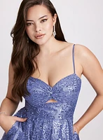 Robe paillettes à encolure en coeur