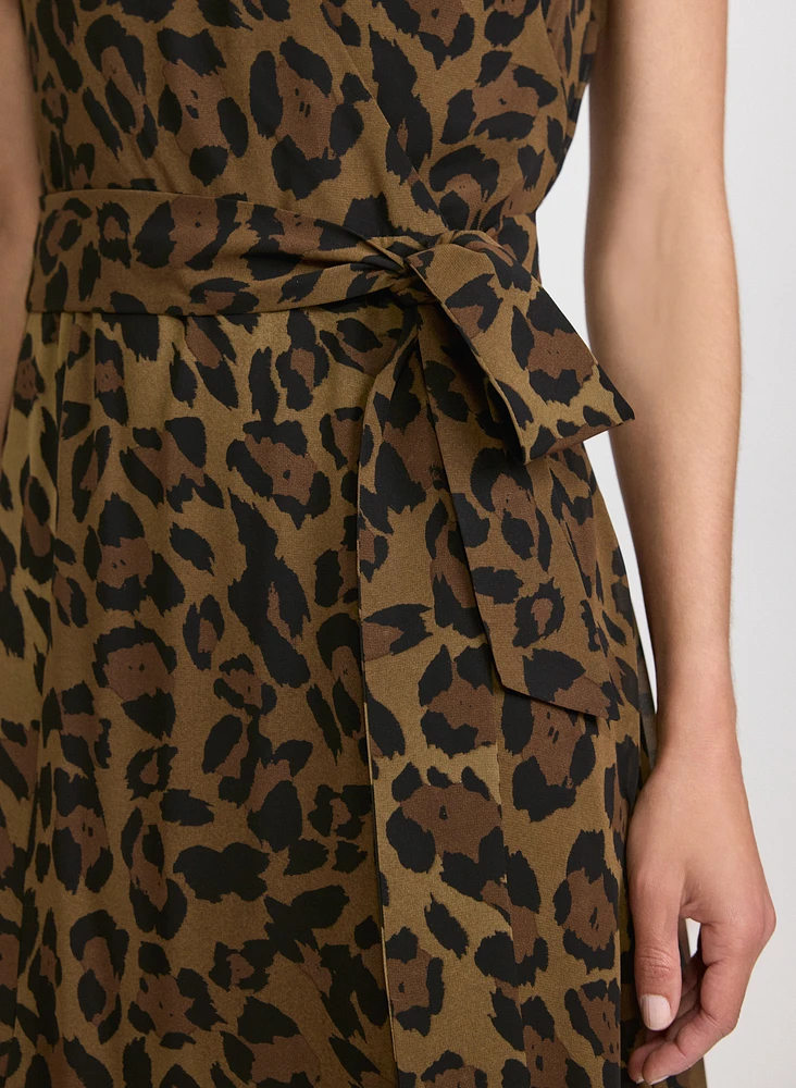 Robe cache-coeur à motif léopard