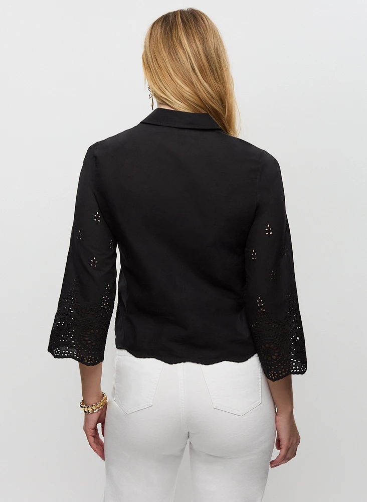 Blouse boutonnée à oeillets