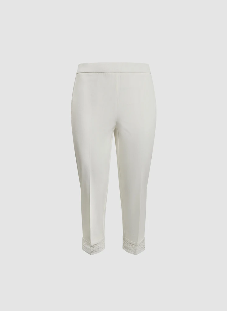 Pantalon à enfiler avec ourlet en dentelle