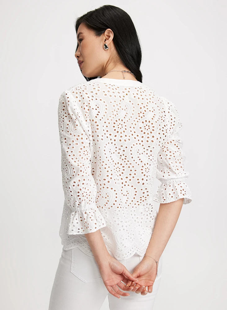 Blouse boutonnée à oeillets