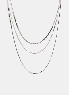 Collier à chaines étagées