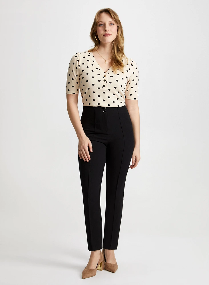 Haut à motif pois et pantalon coupe Emma