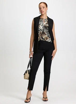 Leaf-Print Keyhole Top & City Fit Front Slit Pants