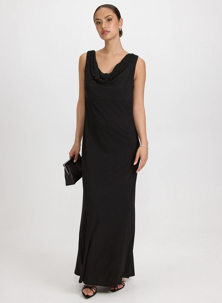 Robe à col bénitier