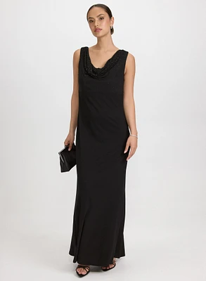 Robe à col bénitier