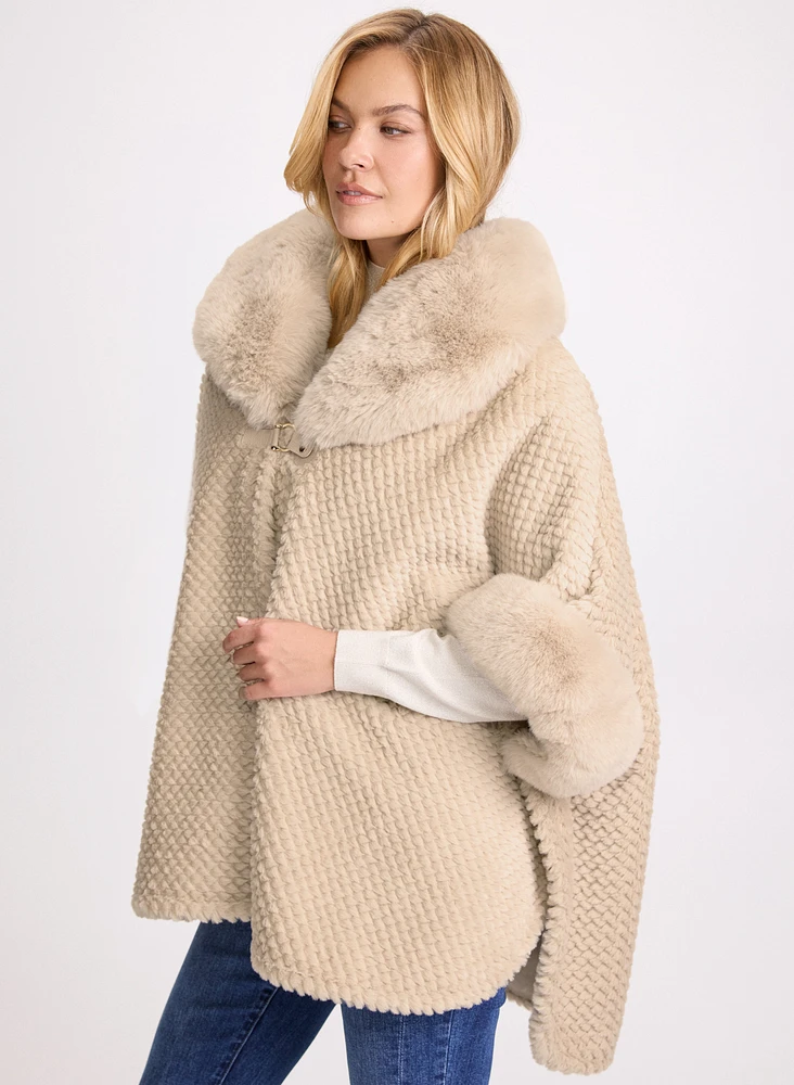 Quilted Faux Fur Trim Poncho