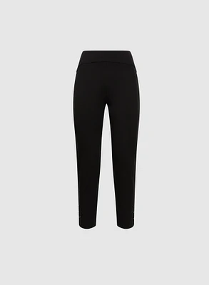 Pantalon Sofia à jambe étroite boutons cristaux – court