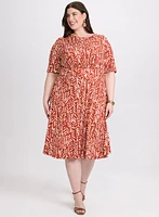Robe à motif feuilles abstrait