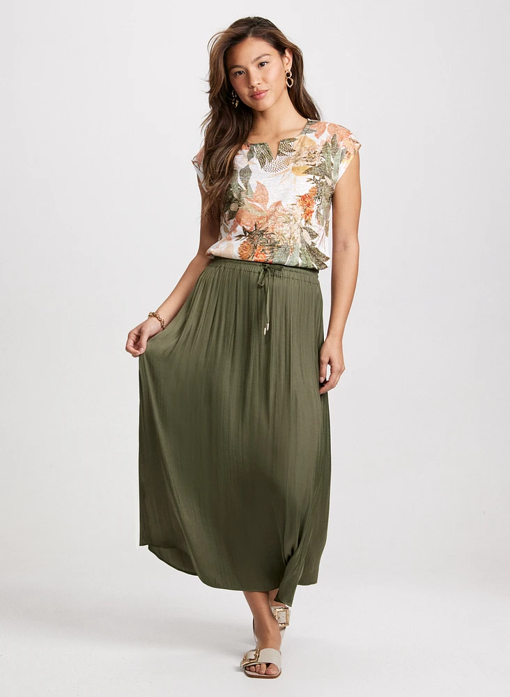 Embellished Leaf Print Tee & Long Elastic Waist Skirt