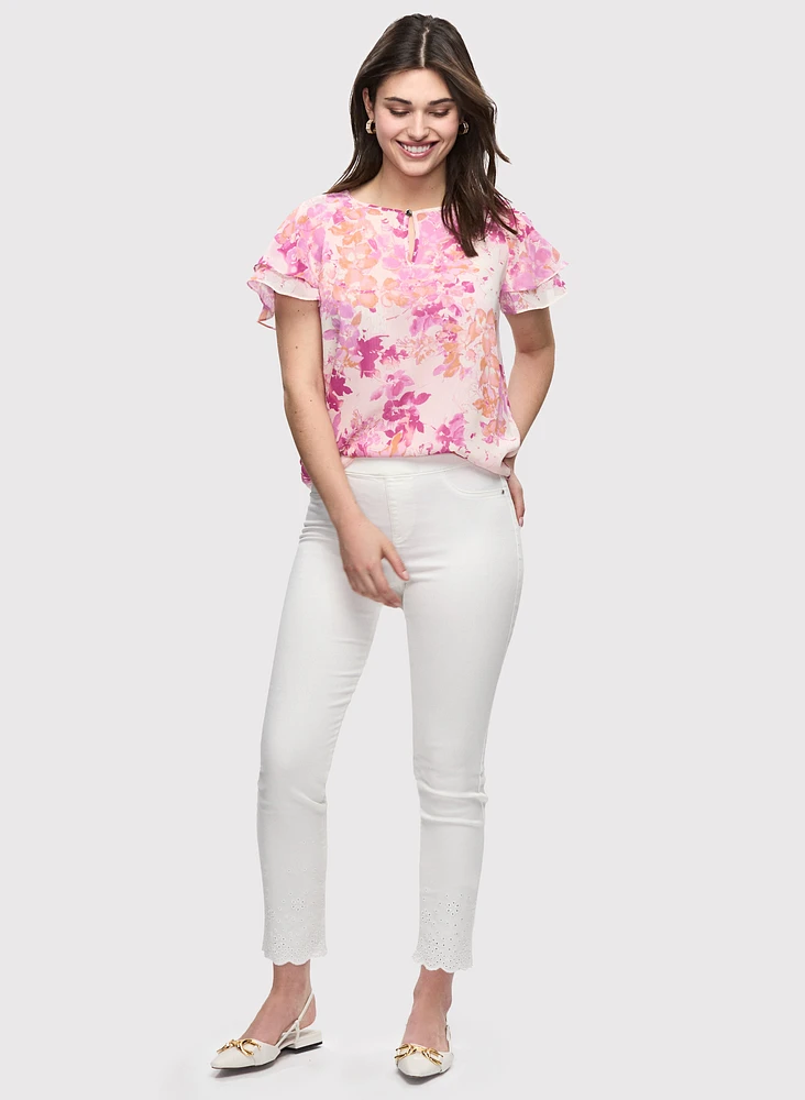 Tiered Short Sleeve Blouse & Embroidered Jeans