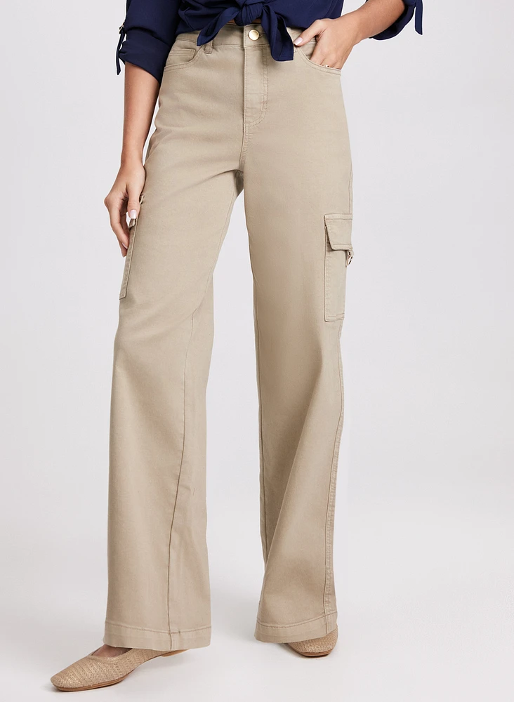 Wide-Leg Cargo Pants