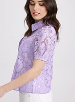 Blouse en dentelle boutonnée