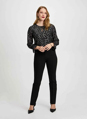 Haut à motif feuilles dorées et pantalon coupe Signature