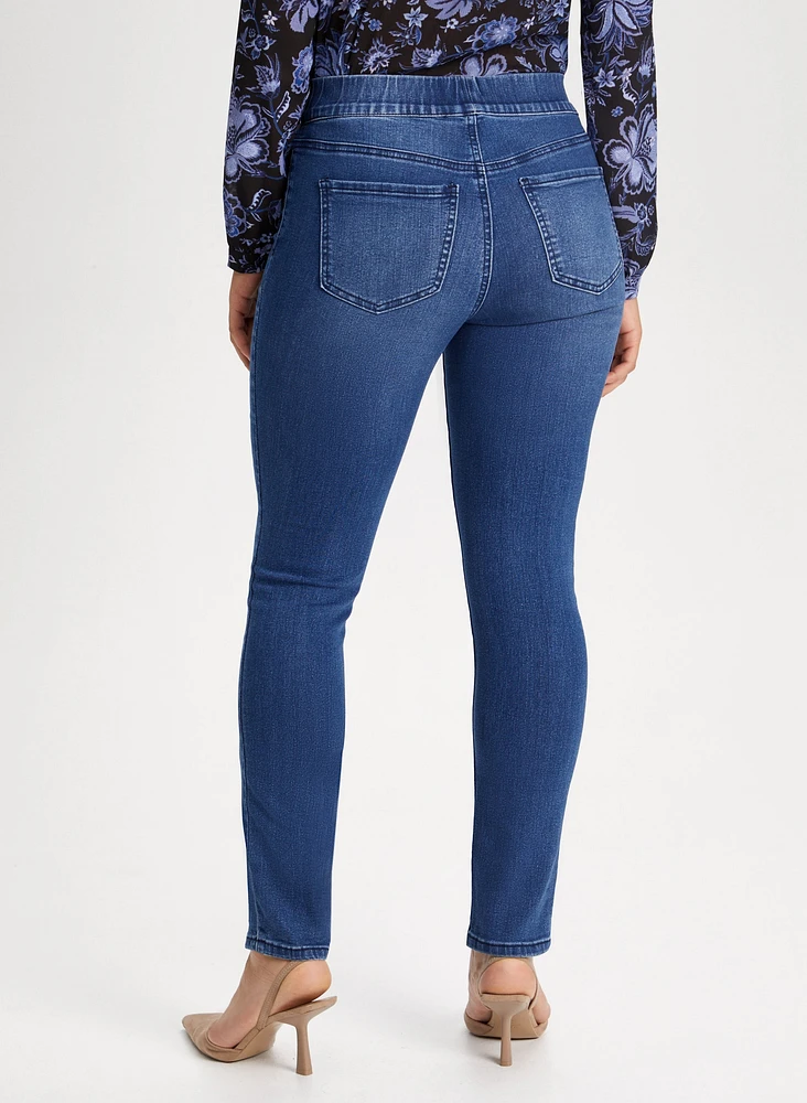 Floral Embroidery Pull-On Jeans