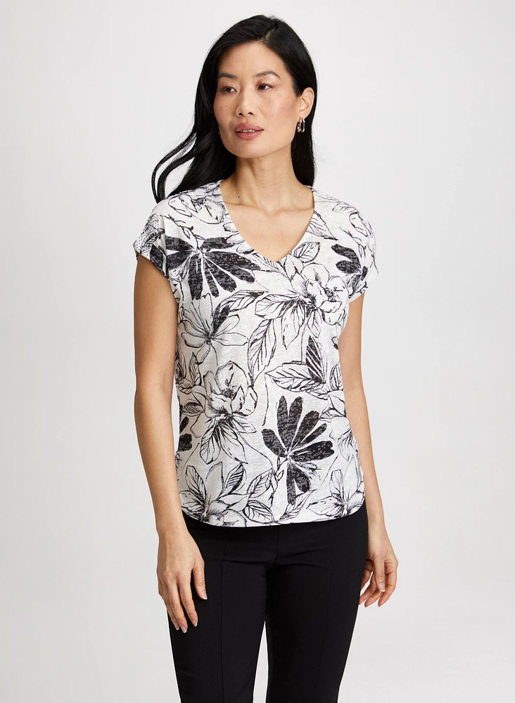 Floral Print V-Neck Tee